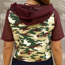Load image into Gallery viewer, ZAMORA Cropped in Burgundy Camo

